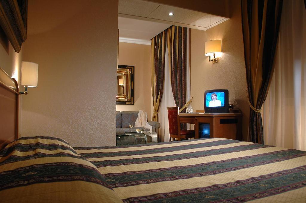 Colonna Hotel Frascati Habitación foto