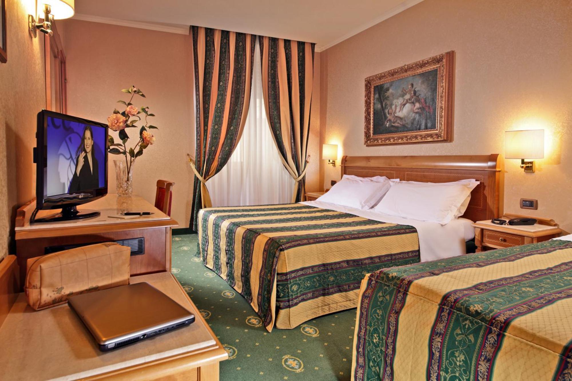 Colonna Hotel Frascati Habitación foto